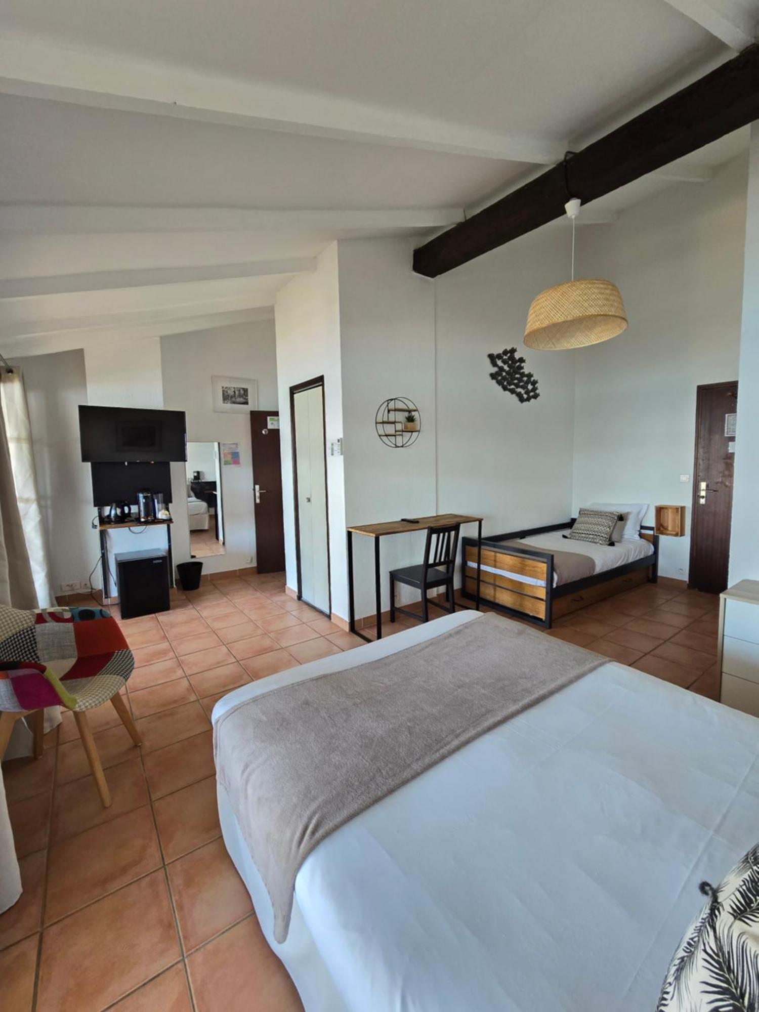 Hotel Chanteplage Saint-Cyr-sur-Mer Esterno foto