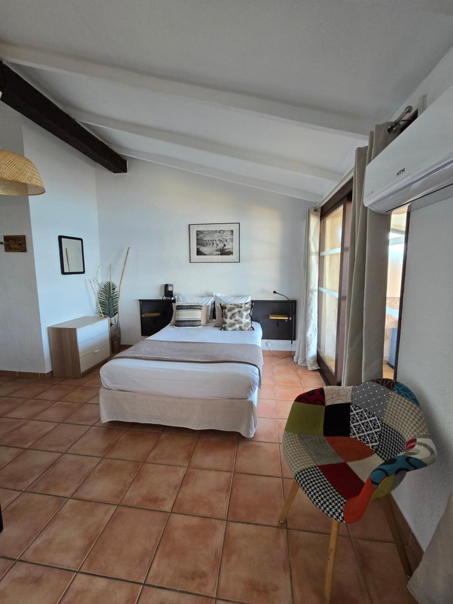 Hotel Chanteplage Saint-Cyr-sur-Mer Esterno foto