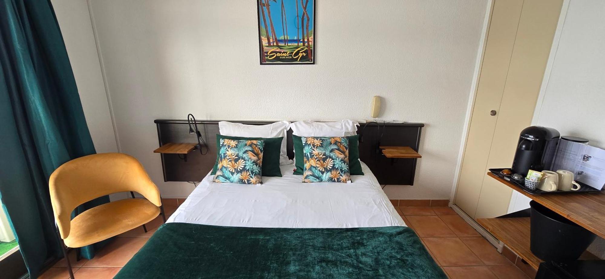 Hotel Chanteplage Saint-Cyr-sur-Mer Esterno foto